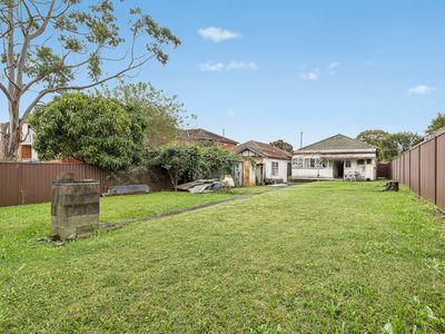 33 Dennis Street, Lakemba