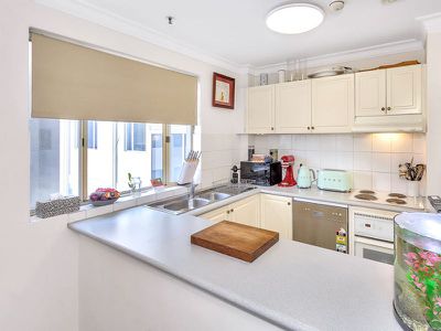 13 / 17 Emerald Terrace, West Perth