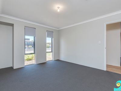 24 Blackwood Meander, Yanchep