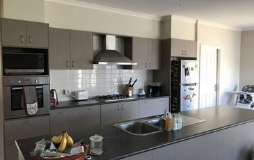 6 Nature Avenue, Officer