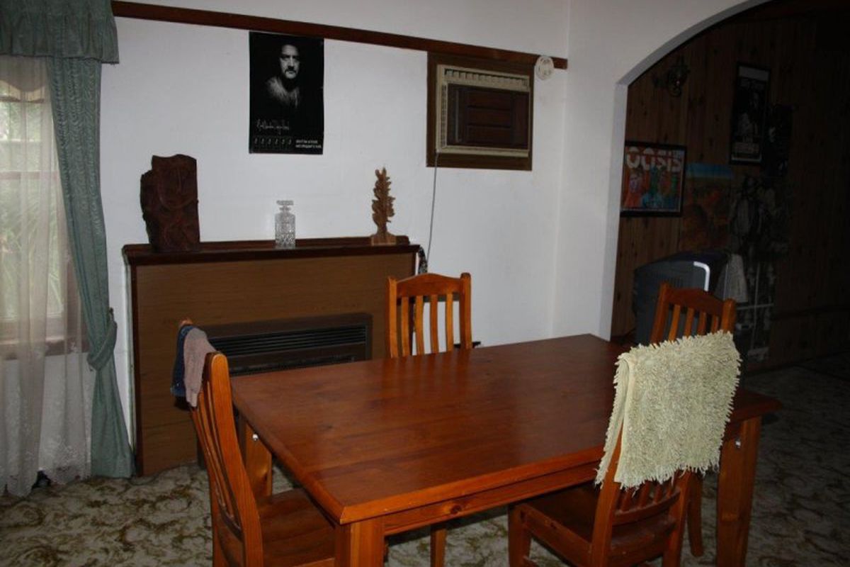 2 Finlason Street, Mansfield