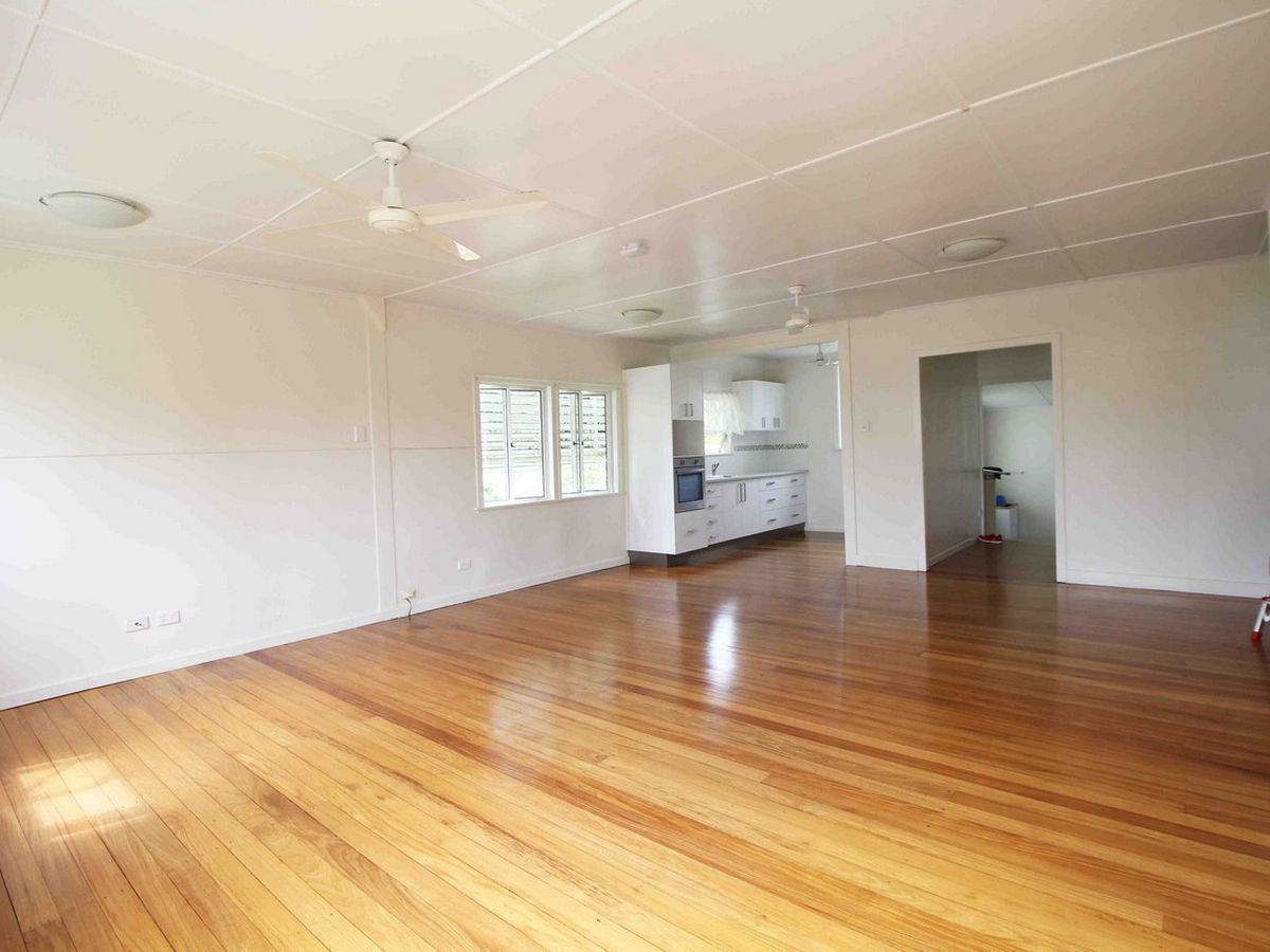 27 LODER STREET, Atherton