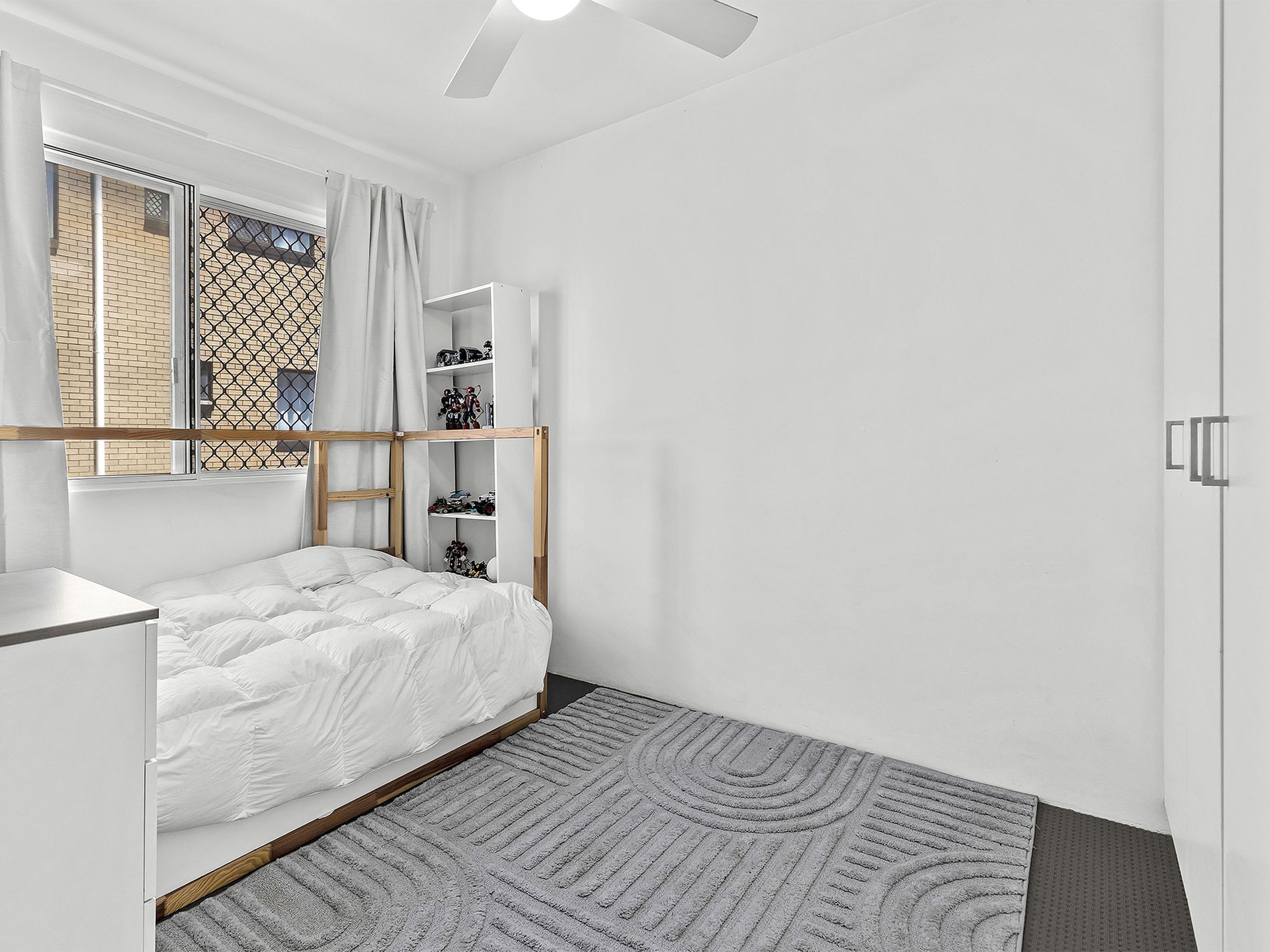 2 / 313 Lancaster Road, Ascot