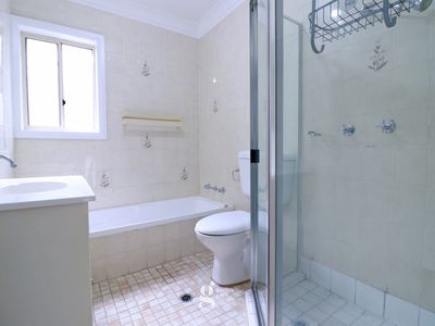 105 Kent Road, North Ryde