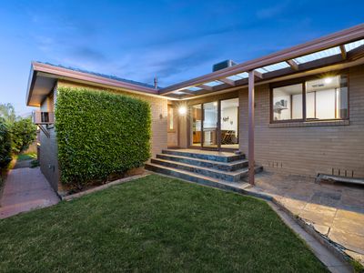 20 Somerset Drive, Dandenong North