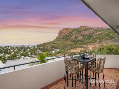 10 Glamis Court, Castle Hill