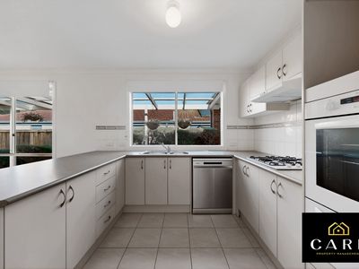 27 Tyrone Avenue, Pakenham