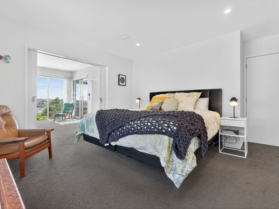 15 Beechwood Road, Rothesay Bay