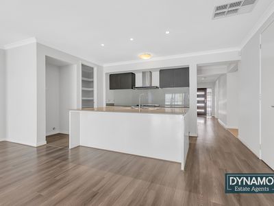 8 Pioneer Street, Craigieburn