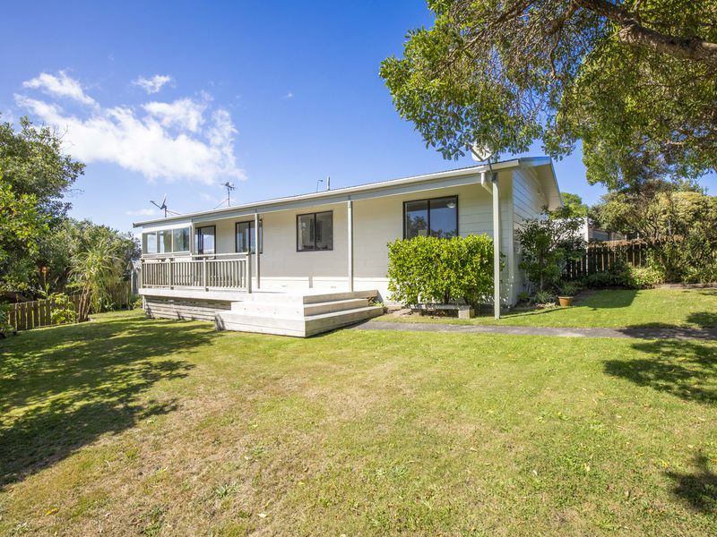 6 Moki Street, Titahi Bay