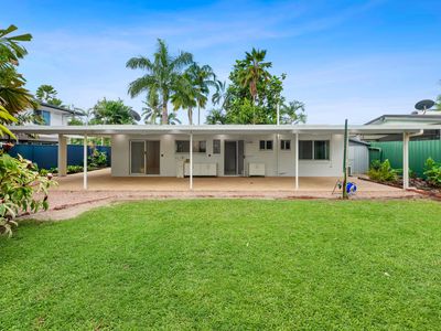 12 Quondong Close, Manoora