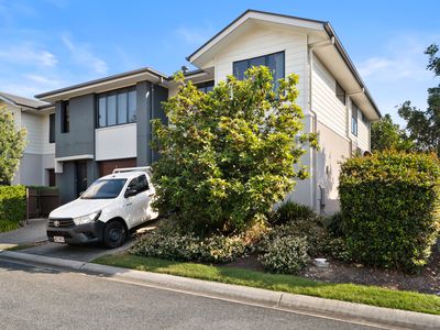 96 / 370 Gainsborough Drive, Pimpama