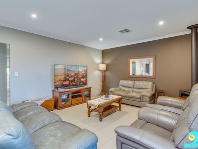 6 Brassie Terrace, Yanchep