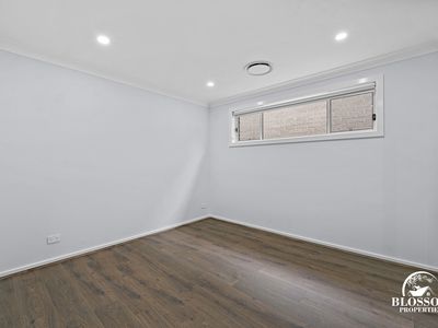 57 Flying Fox Circuit, Oakville