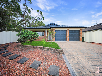 35 Wongala Avenue, Blue Haven