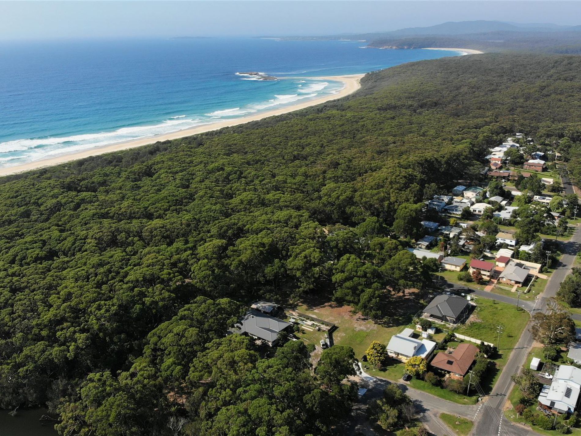 30 Beach Street, Lake Tabourie