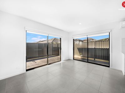 12A Beaufort Avenue, Austral