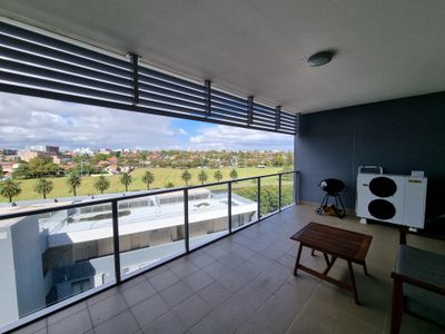 1508 / 11 Charles Street, Canterbury