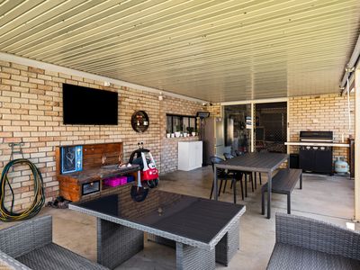 8 Lake Cootharaba Place, Logan Reserve