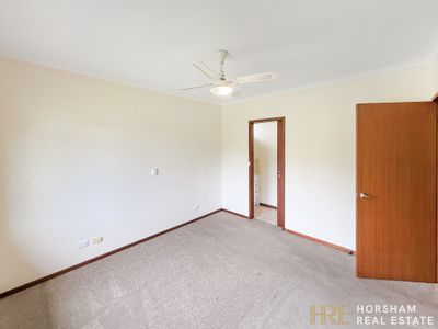 2 Mintern Crescent, Horsham