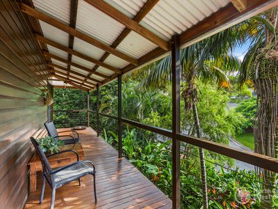 13 Goondooloo Drive, Ocean Shores