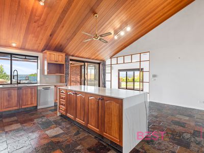 12 Bean Place, Llanarth