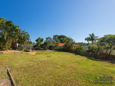 31 Aronia Street, Kenmore