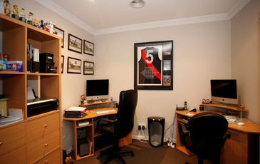 9 Lancaster Way, Beaconsfield