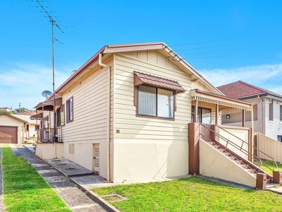 2 / 18 Allan Street, Port Kembla