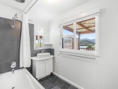15 Wendourie Parade, Austins Ferry