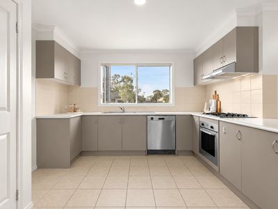 1 Seaspray Ct, Hastings
