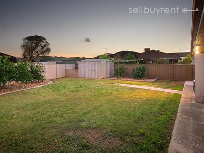 6 CLIFFORD COURT, Wodonga
