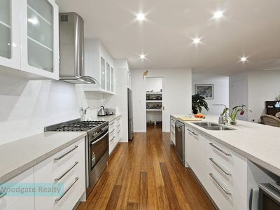 9 Ocean View Dr, Woodgate
