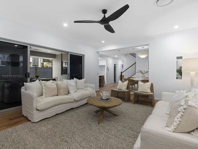 24 Feathertail Place, Wakerley
