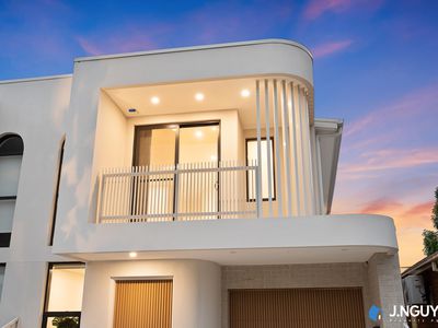 10a Foxlow Street, Canley Heights