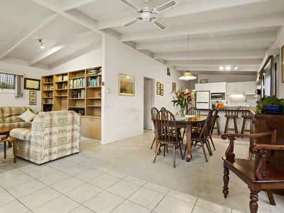 8 Henry Street, Blairgowrie