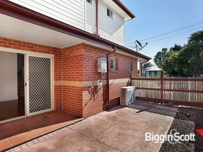 1 / 3 Dempster Street, West Footscray