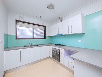 4 / 7 Station Street, Mentone