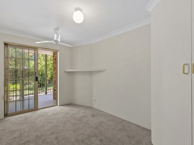 2 / 36 Alpha St, Taringa