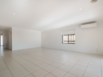 108 Oakbank Blvd, Whittlesea