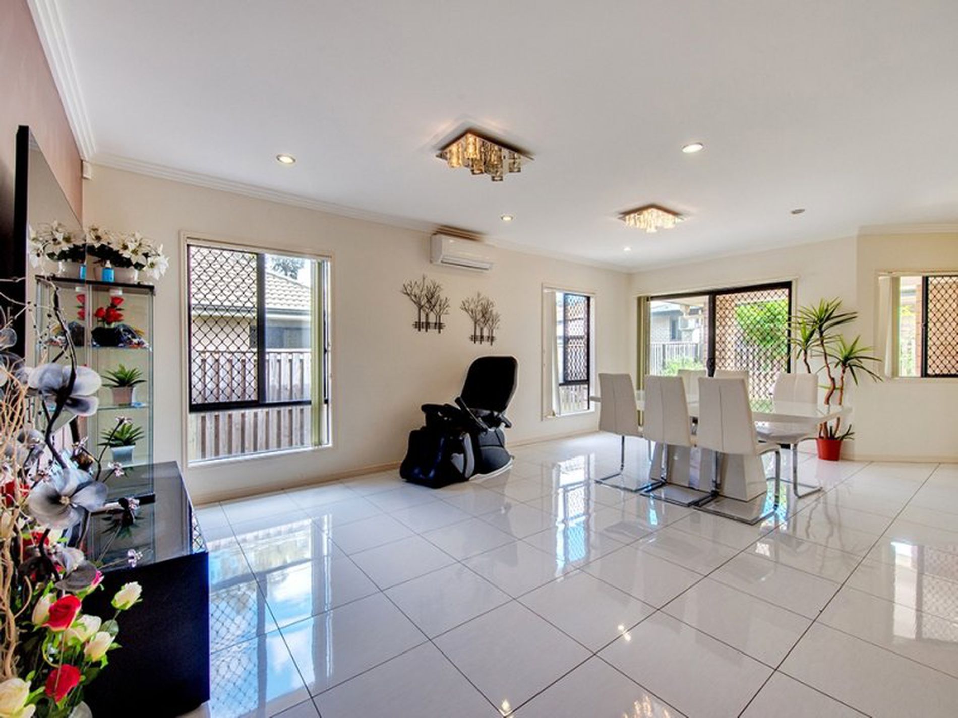 85 Cardena Drive, Augustine Heights