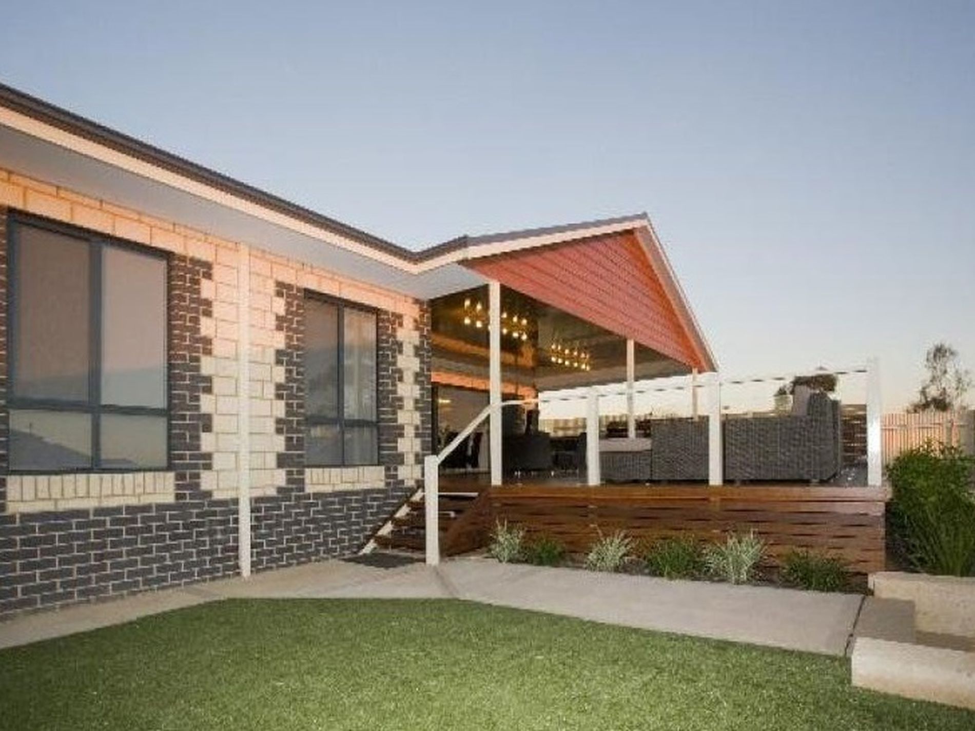 11 Purna Place, Hannans