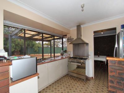 4 St John Grove, Kalgoorlie