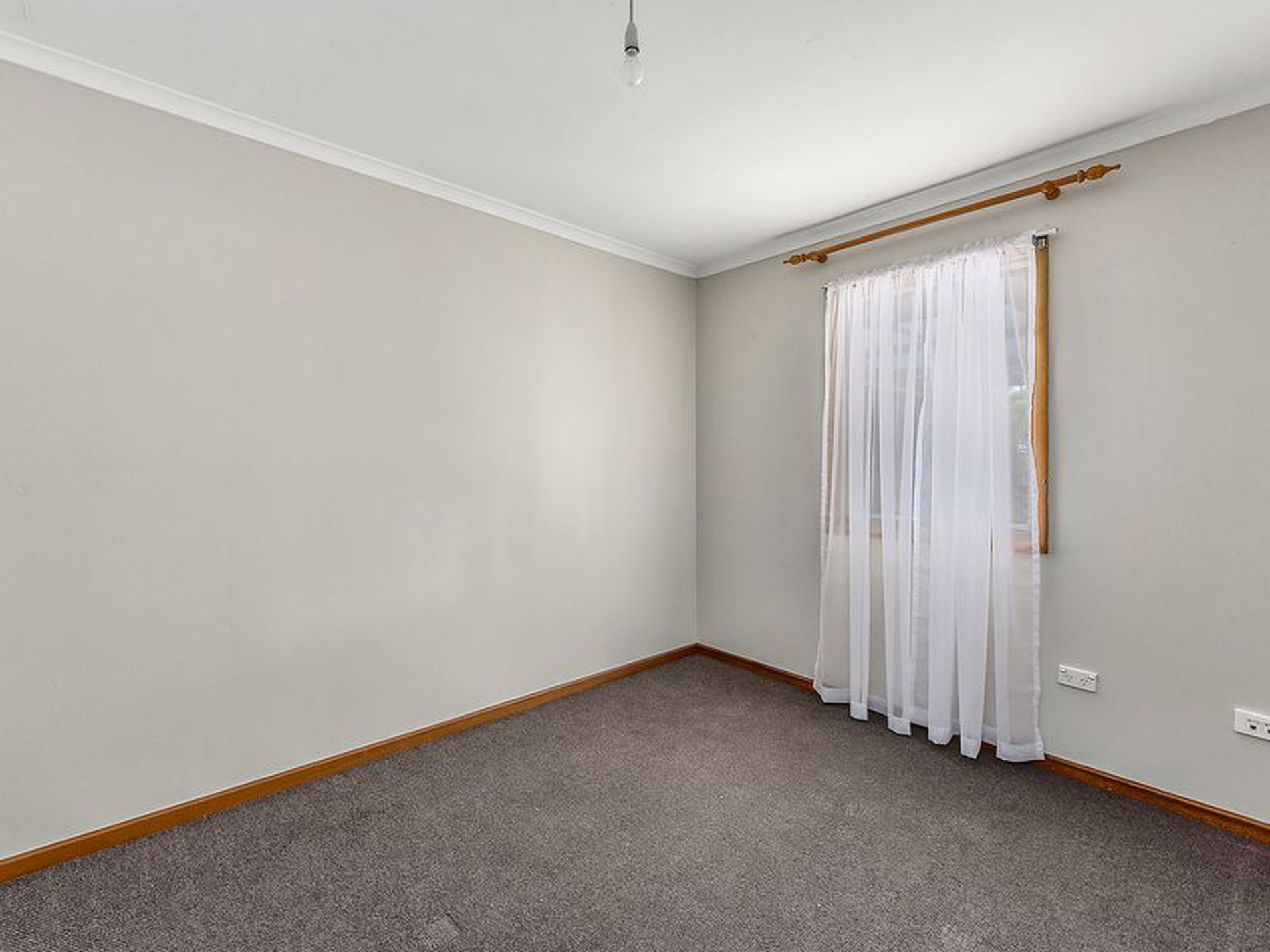 21 English Drive, Millicent