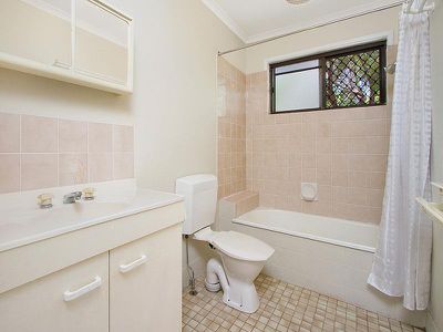 15 / 4 Amie Court, Springwood