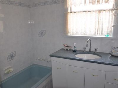 2 Brenner St, Forbes