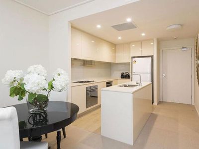 1402 / 1 Neild Avenue, St Leonards