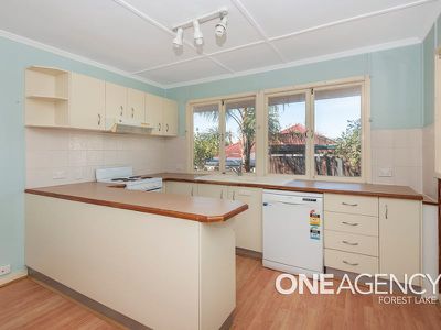 86 Goldfinch Street, Inala