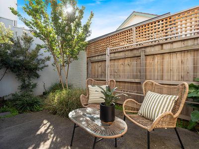 2 / 13 South Street, Hadfield