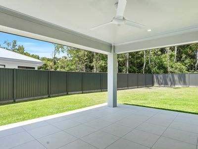4  Horseshoe Court, Clifton Beach
